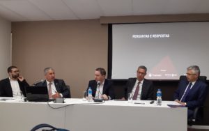 Mesa de debates teve a presença de representantes da Prudential e da Mongeral Aegon