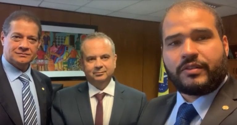 Governo estuda rever a revogação da Lei que regulamenta o corretor