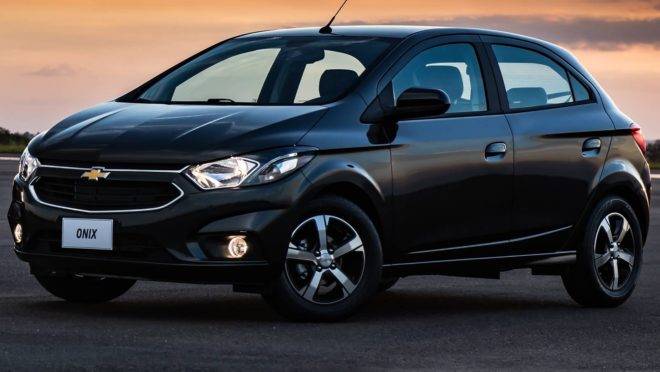 O valor do seguro dos carros mais vendidos do Brasil em outubro