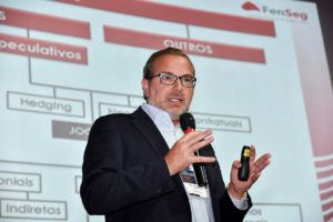 FenSeg debate seguros de barragens e projetos de lei