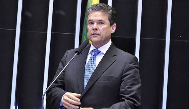 Partido político se posiciona contra a desregulamentação do corretor