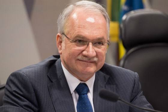 Relator em ação no STF, Fachin vota pela suspensão de MP que extinguiu o DPVAT