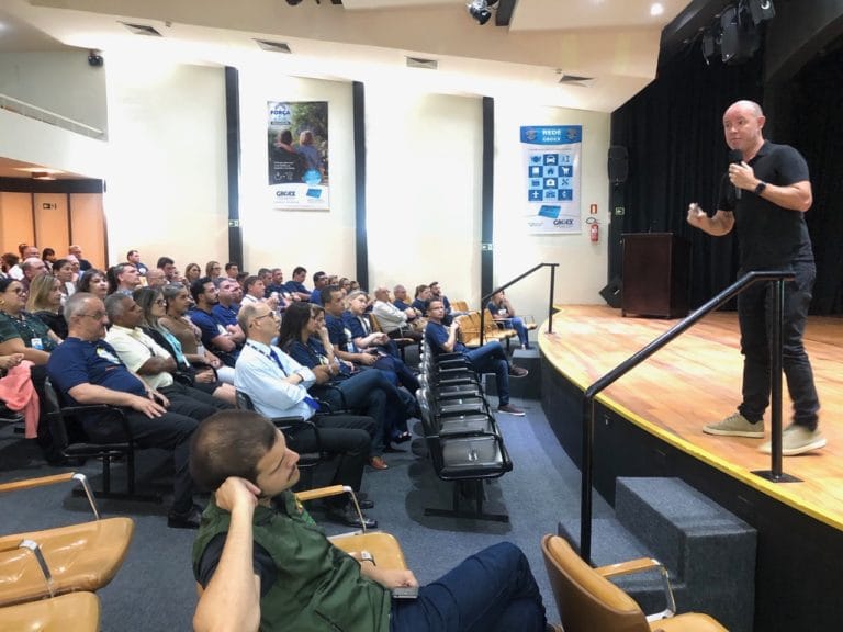 GBOEX promove palestra “Extremos” para lideranças nacionais