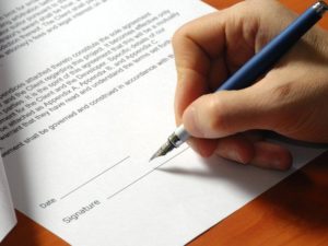 Relator da MP 905 restitui a Lei que regulamenta a profissão de Corretor