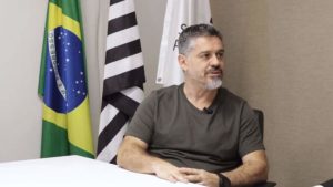 Corretor distribuirá produto financeiro de banco