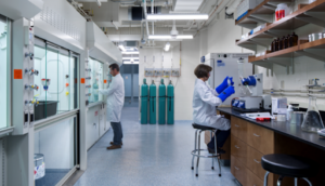 Omint produz e lança materiais sobre o novo coronavírus com os diretores dos principais hospitais e laboratórios do Brasil