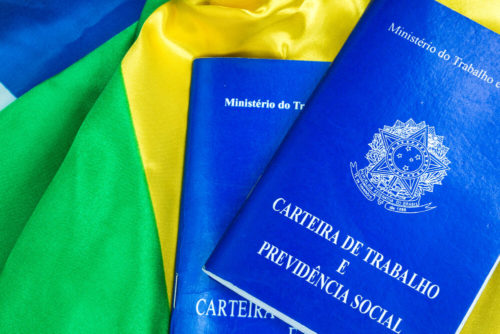Texto aprovado mantém registro do corretor de seguros