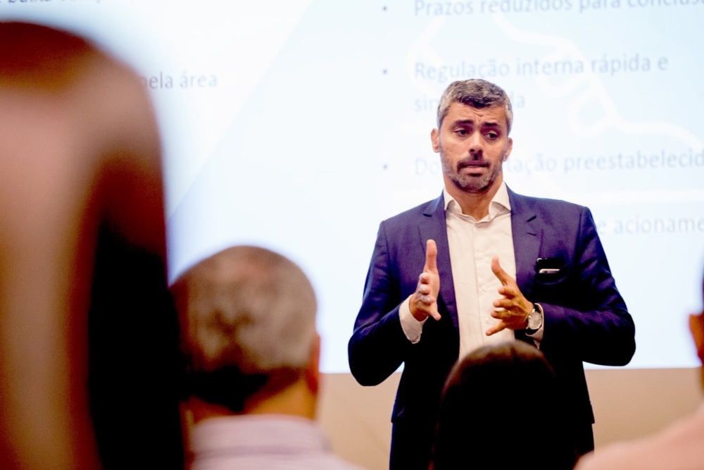 AXA no Brasil adota novo processo de vistoria remota para Condomínio e Empresa Flex