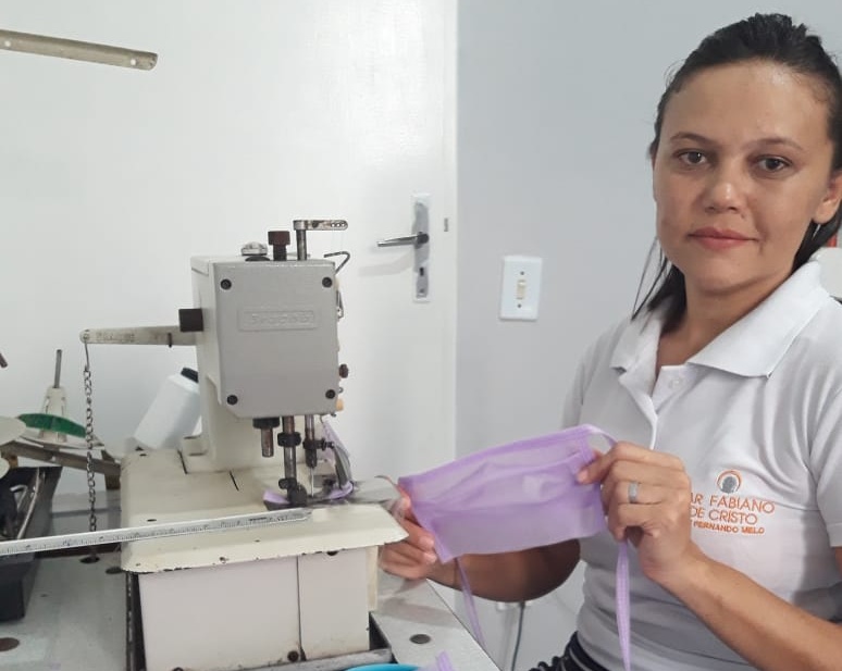 Seguradora contribui para confecção e doação de máscaras de tecido