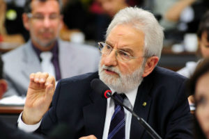Deputado propõe processo na Comissão de Ética contra titular da Susep