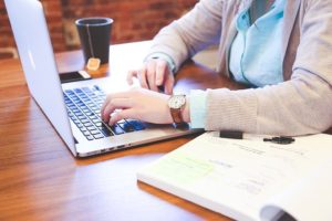 Empatia e Comunicação Não-Violenta podem ser ensinadas online