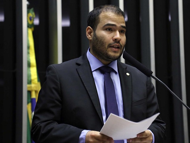 Corretor concorre a prêmio de melhor deputado do país