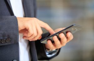 EZZE lança aplicativo que permite a emissão das apólices de seguros garantia e depósito recursal
