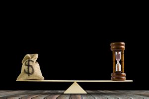 Qual o momento certo de investir na sua corretora?