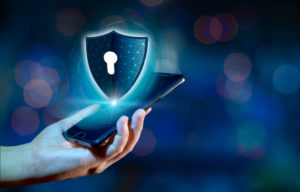 Companhia inicia venda de seguros para celular no Mercado Livre