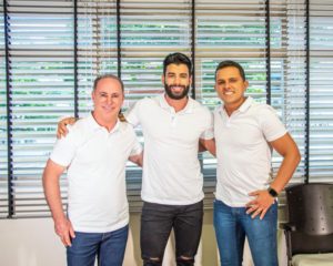 Cantor sertanejo vira sócio de empresa de proteção veicular