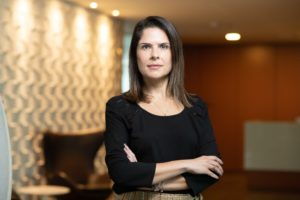 Karine Barros assume a diretoria comercial da Allianz Seguros