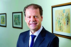 Planos de saúde coletivos empresariais batem recorde com 33,7 milhões de vínculos