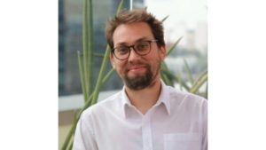 Alper contrata Gustavo Croitor como CDO