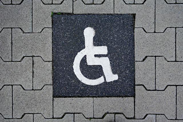 Projeto impede o preço diferenciado de seguro para pessoas com deficiência