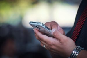 5G e queda no preço de smartphones abrem espaço para o seguro celular