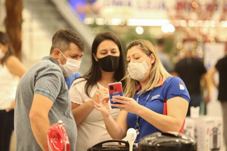 Dona de marcas de varejo investe em parceria com seguradoras