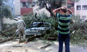 Desastre naturais reforçam a importância do seguro e assistência automóvel