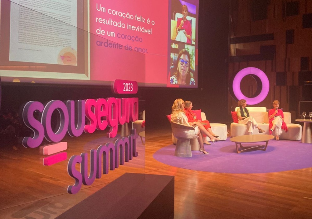 Regina Lacerda conta sua história profissional no Sou Segura Summit 2023
