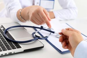 Reajuste de 9,63% nos planos de saúde não serão suficientes, diz presidente da ANAB