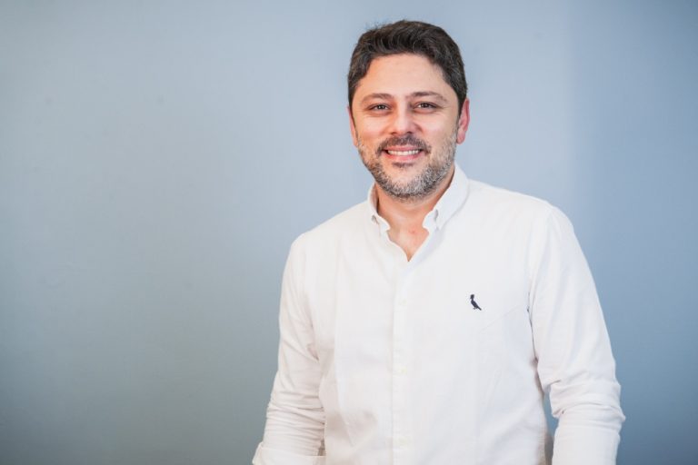 Nova assistência da Sabemi prevê reparo em telas de smartphones
