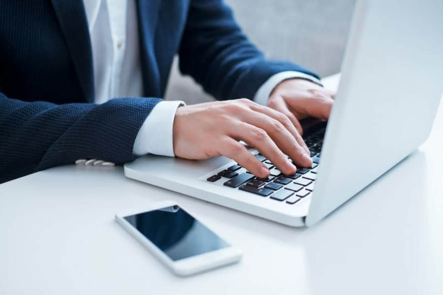 A importância de manter atualizados os dados de cadastro de corretor