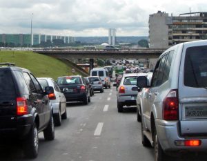 Alta da venda de veículos novos reaquece mercado de seguro auto