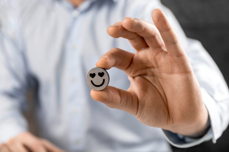 Recuperando a confiança: estratégias para corretores de seguros reconquistarem clientes insatisfeitos
