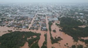 Seguradoras podem adiar vencimento de boletos de seguros por chuvas no RS