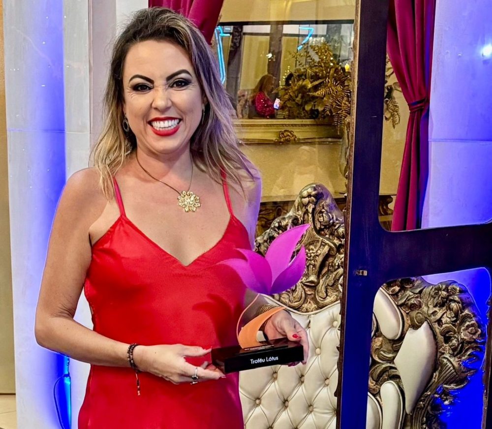 Pelo terceiro ano seguido, corretora RM7 Seguros é reconhecida peo Troféu Lótus