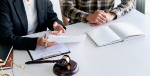 Reajuste salarial de trabalhadores de corretoras de seguros ainda não é definido
