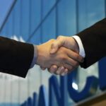 Seguros crescem 22,22% em fusões e aquisições no 1º tri de 2025, aponta KMPG