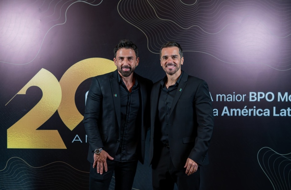 Grupo PLL inaugura serviço de conserto expresso de celulares em até duas horas