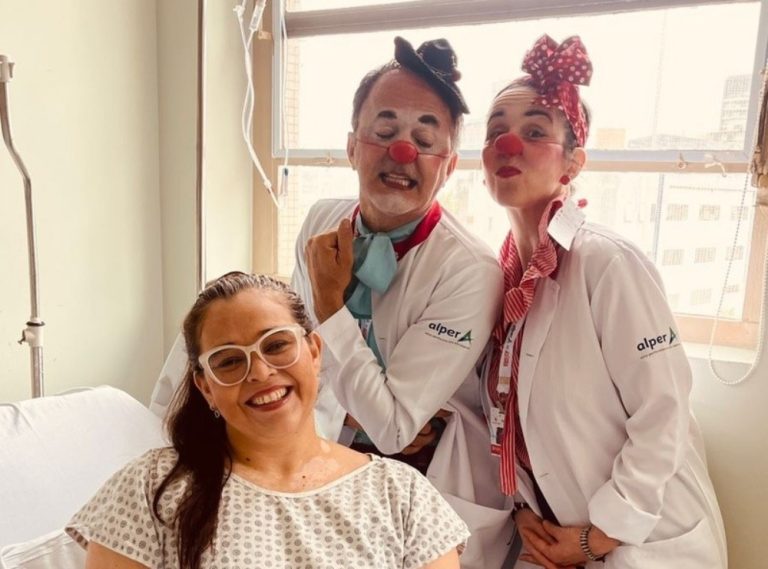 Alper Seguros anuncia parceria com Projeto Esparatrapo para levar humanização a hospitais de São Paulo