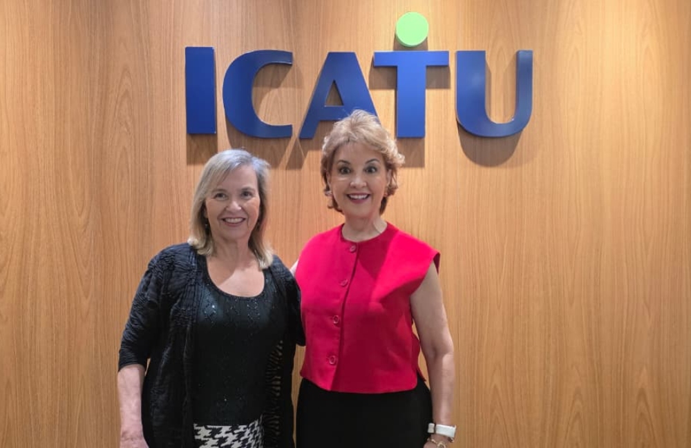 Regina Lacerda, CEO da Rainha Seguros, participa de treinamento de Venda Consultiva da Icatu Seguros
