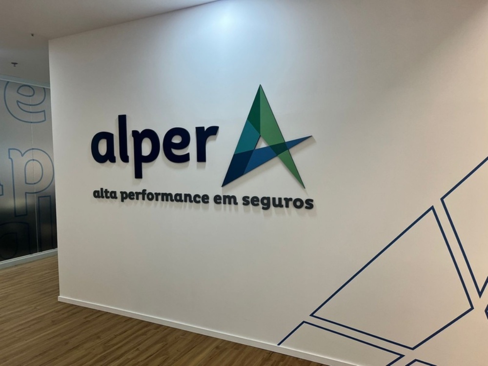 Em evento, Alper Seguros reforça protagonismo na gestão corporativa de riscos 