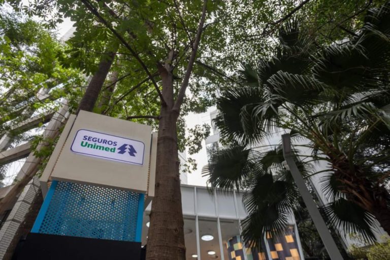 Seguros Unimed sobe 30 posições em ranking global da ICMIF