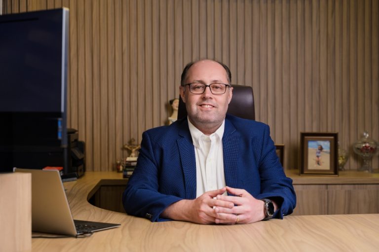 Como empresas podem transformar o relacionamento com clientes em um canal de distribuição de seguros